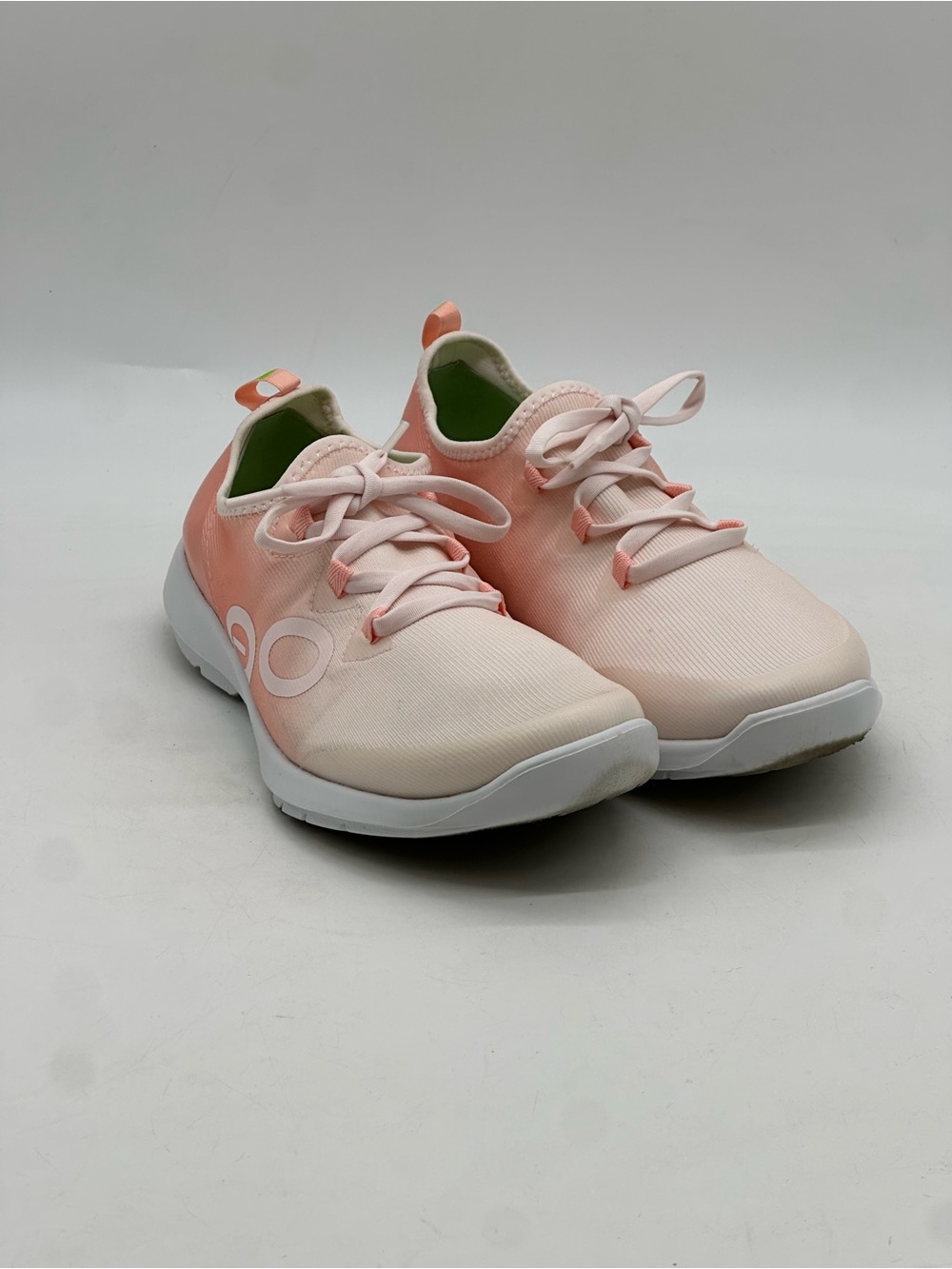 OOFOS Sneakers. Size 8.5 - Picture 7 of 9